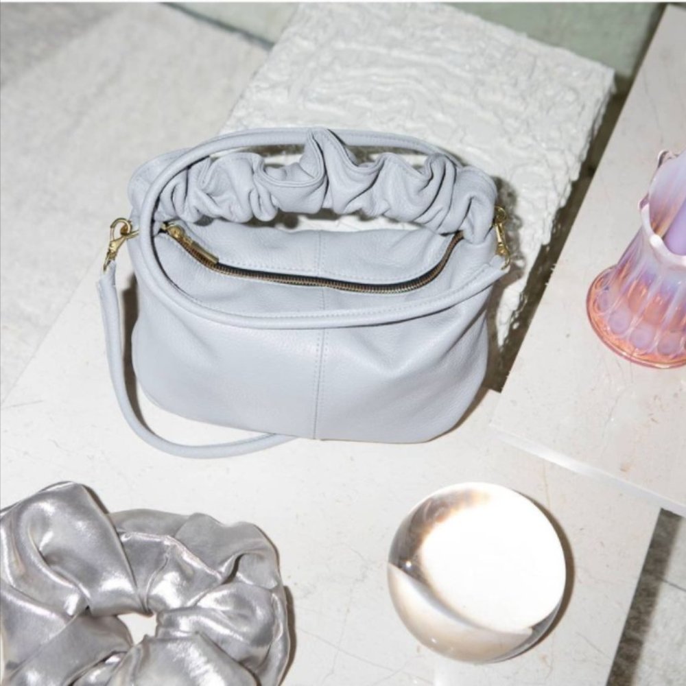 Opelle Evie Bundle Bag - Akoya (pale grey)